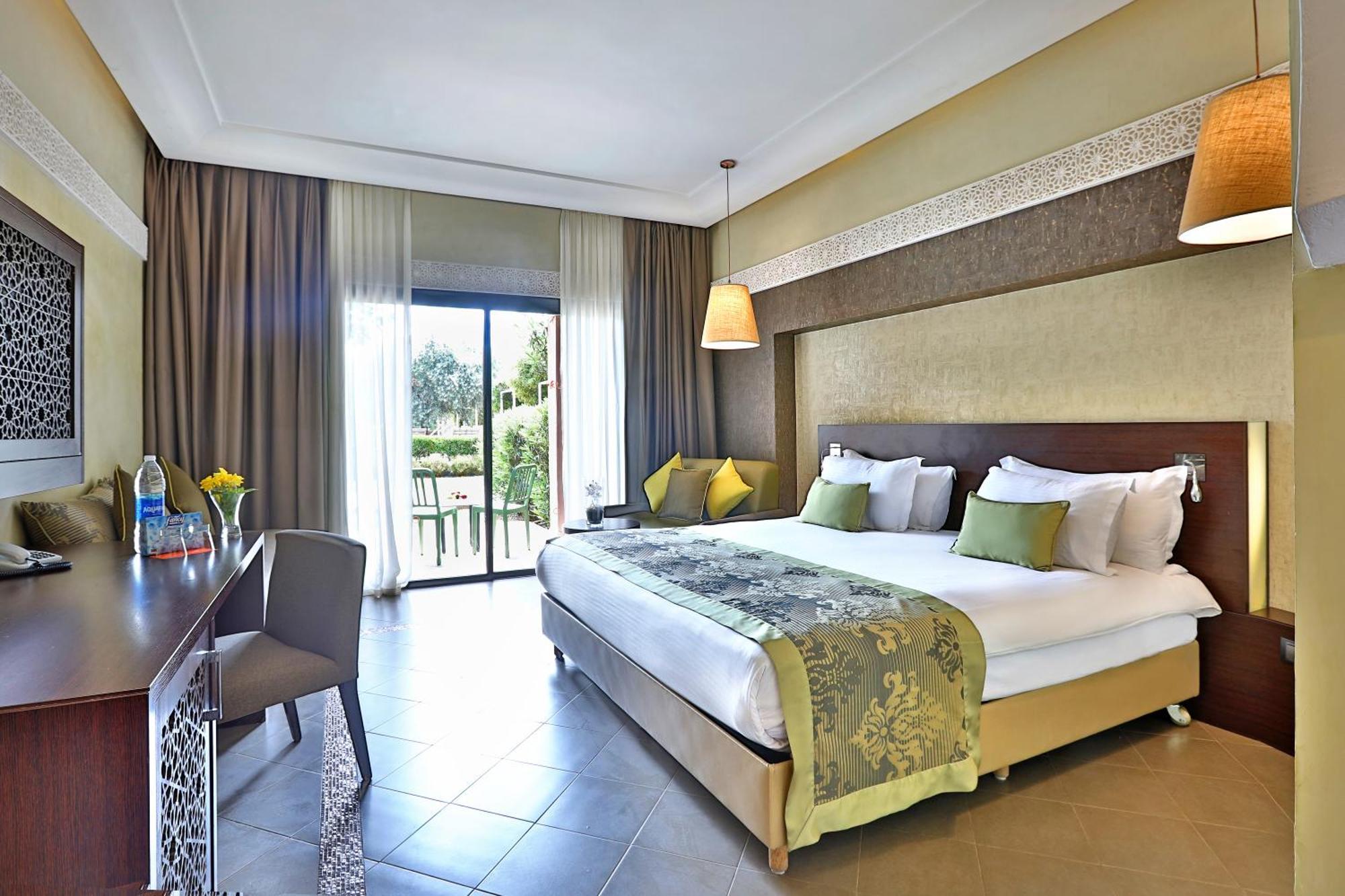 Hotel Kenzi Club Agdal Medina Lahebichate Exterior foto A room at the hotel