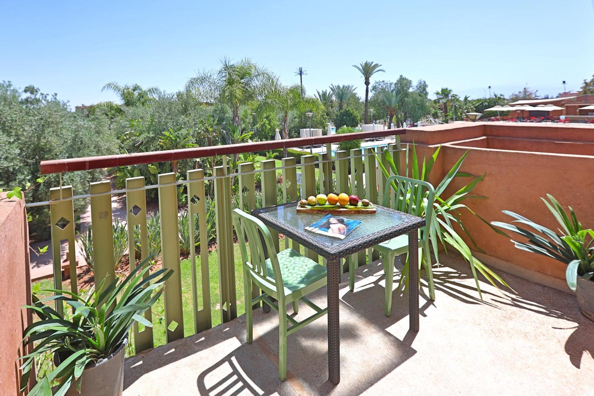 Hotel Kenzi Club Agdal Medina Lahebichate Exterior foto A balcony