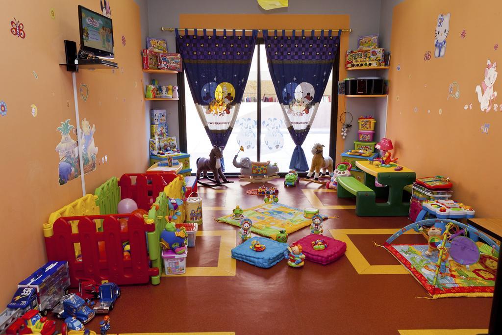 Hotel Kenzi Club Agdal Medina Lahebichate Einrichtungen foto Nursery